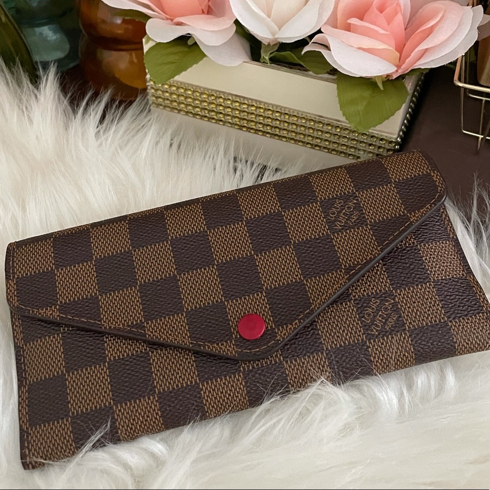 Louis Vuitton Josephine wallet